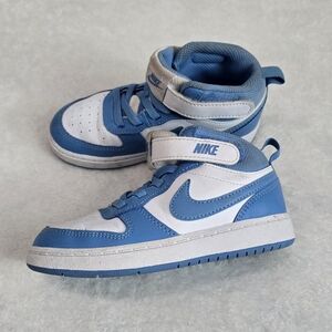 Boy's Nike Sneakers Athletic Shoes Court Borough Mid 2 White/Blue Beyond Size 10